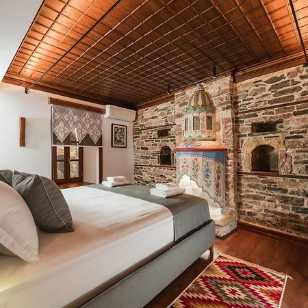 Dam Stone Boutique Hotel Gjirokaster Bagian luar foto
