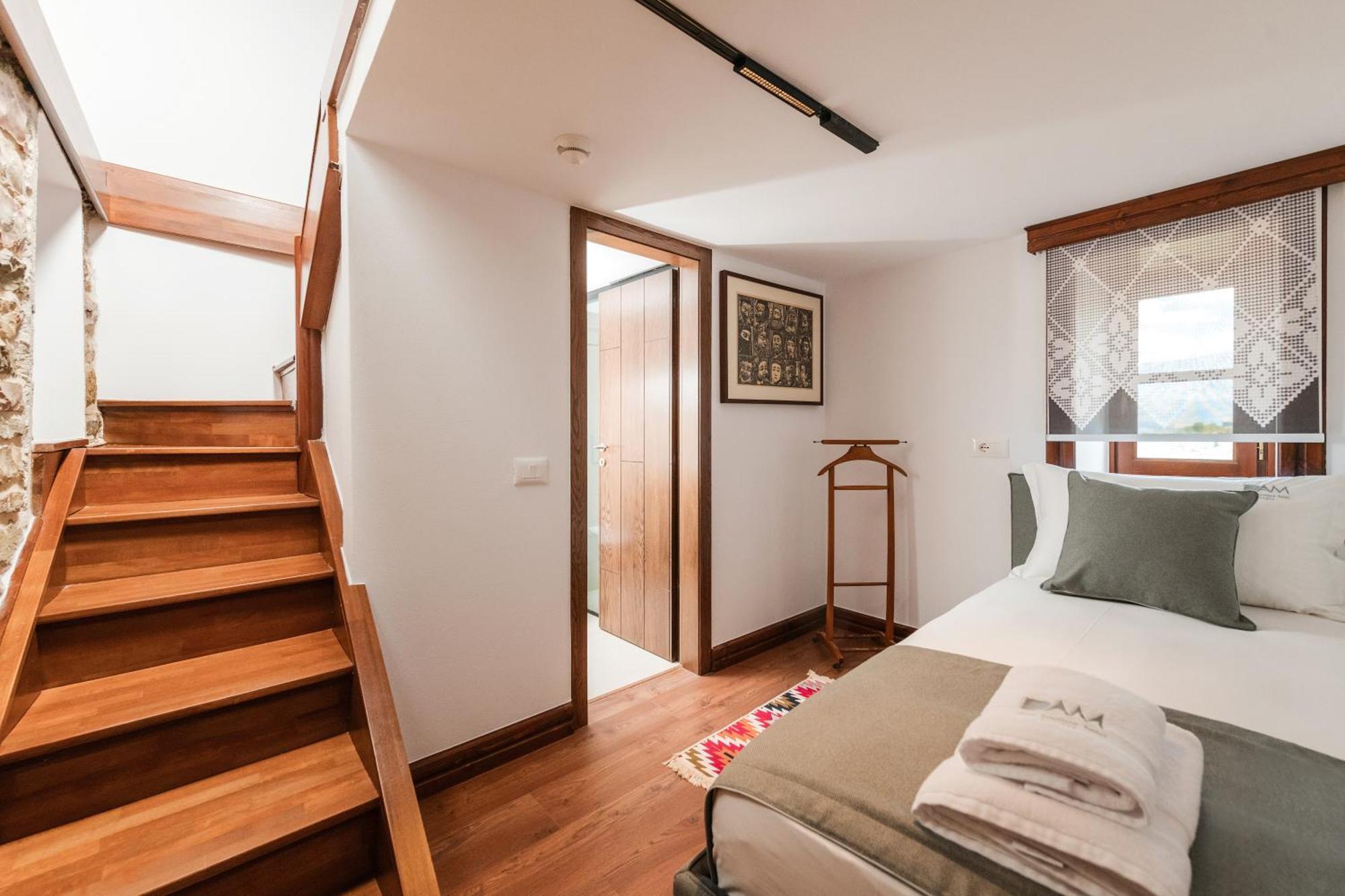 Dam Stone Boutique Hotel Gjirokaster Bagian luar foto