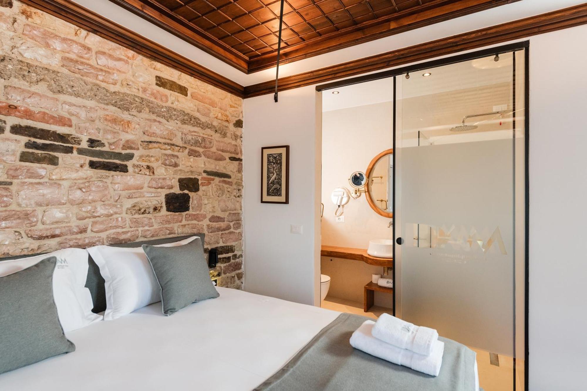 Dam Stone Boutique Hotel Gjirokaster Bagian luar foto